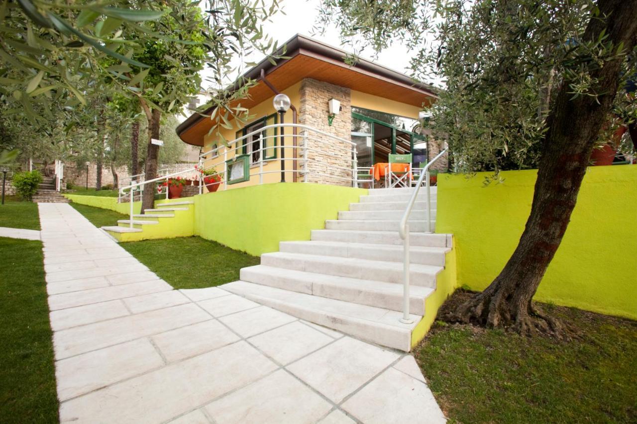 Hotel Residence Rely Brenzone sul Garda Exterior foto
