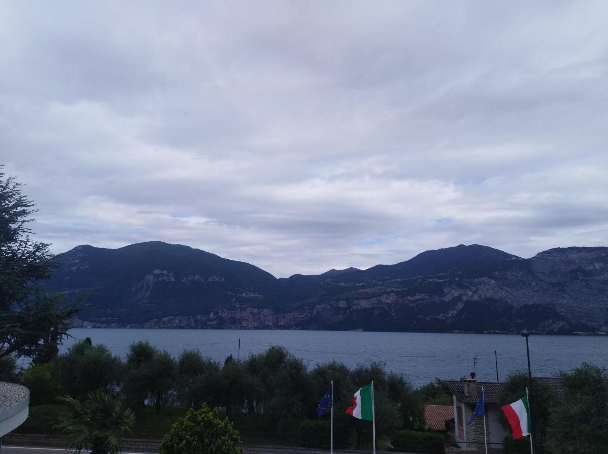 Hotel Residence Rely Brenzone sul Garda Exterior foto